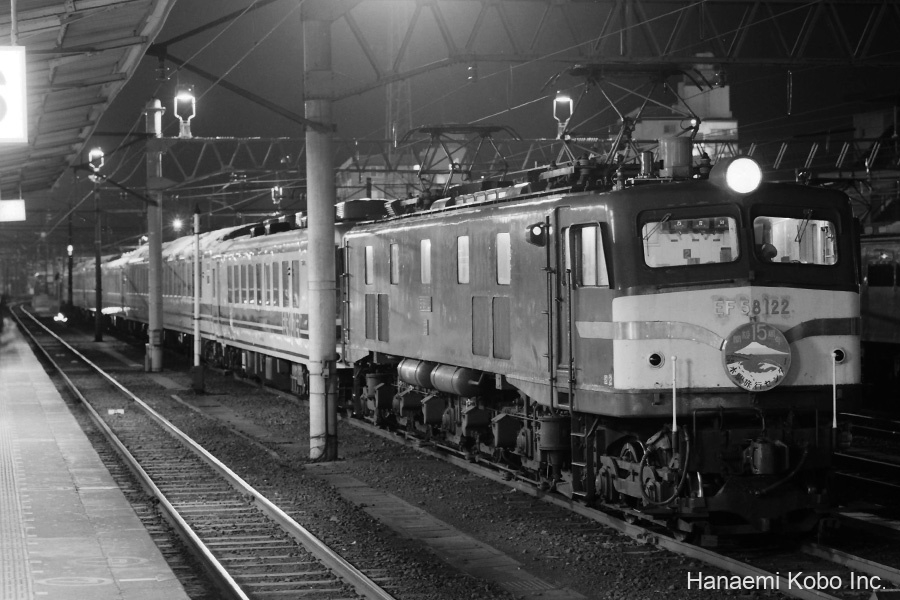 EF58 122号機