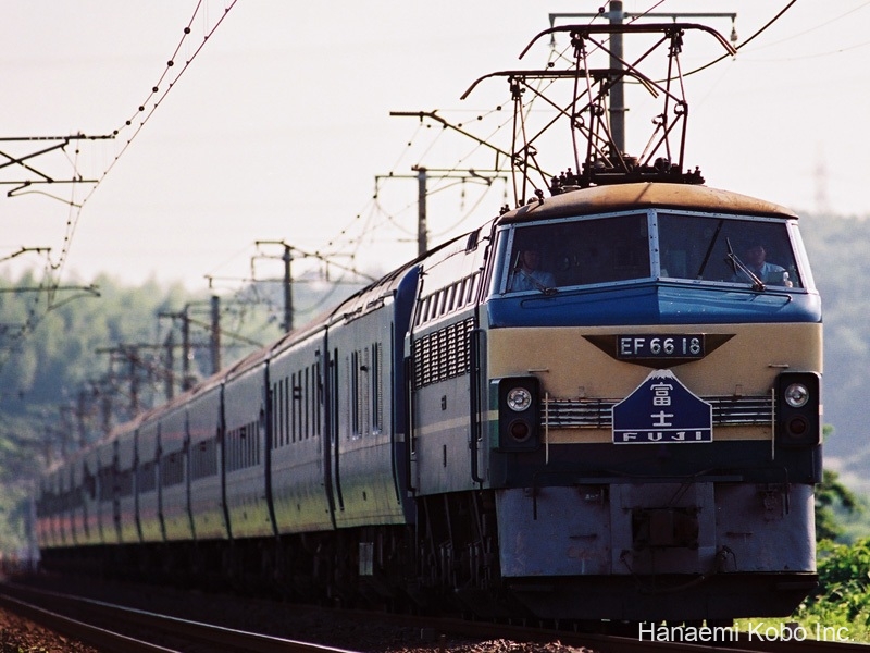 EF66-018_001