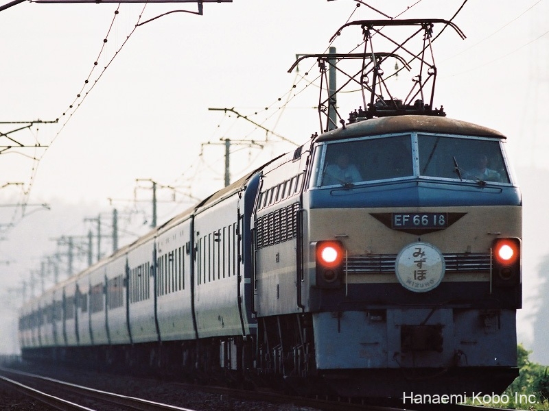 EF66-018_002