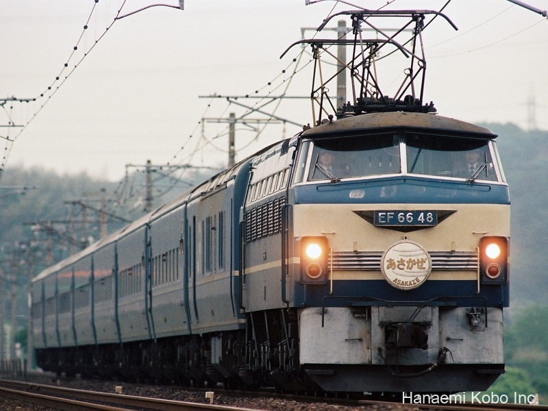 EF66-048_002
