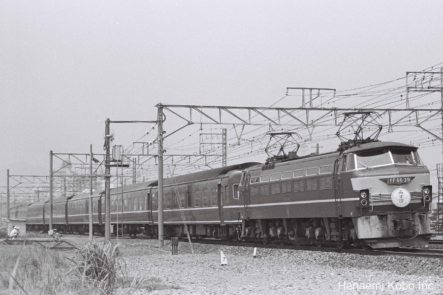 EF66-039_001