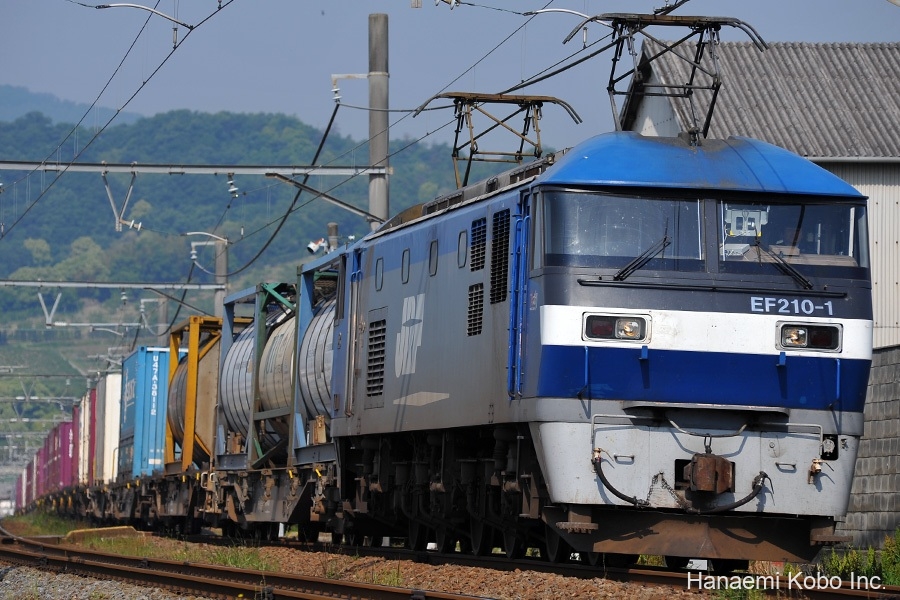 EF210-001_001